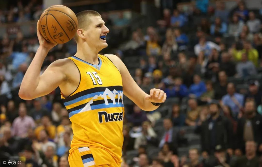  约基奇全能表现斩获三双,掘金轻取马刺稳居西部榜首